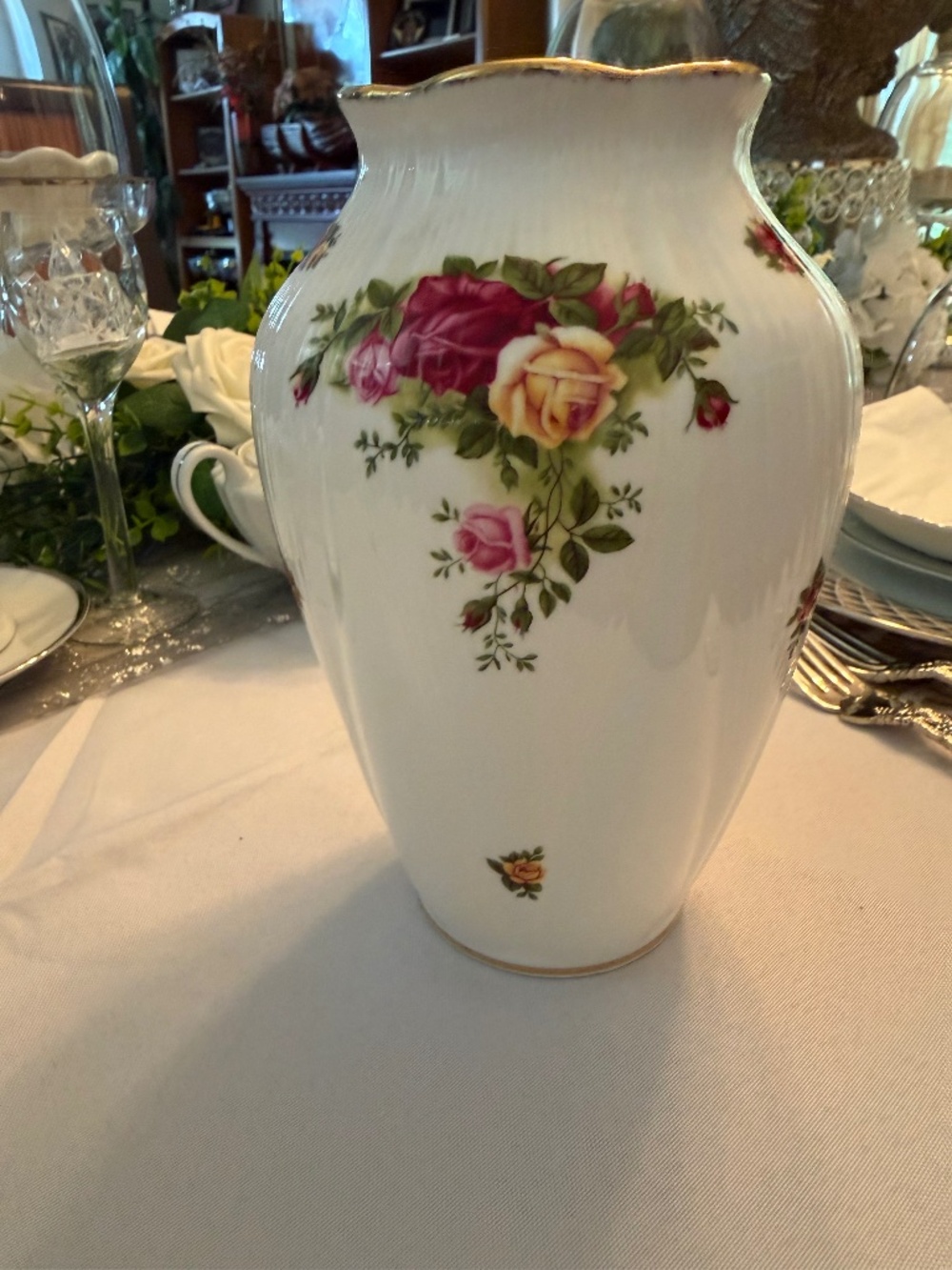 Royal Albert Old Country Roses 8" Vase
